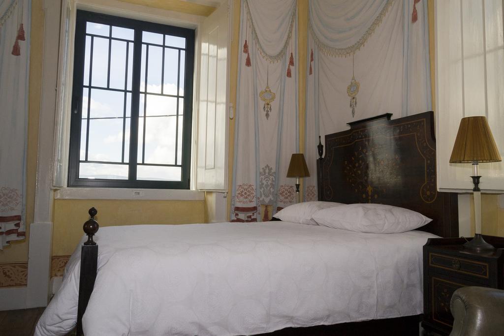 Hotel Solar Romantico Anno 1850 Al Torres Novas Zimmer foto
