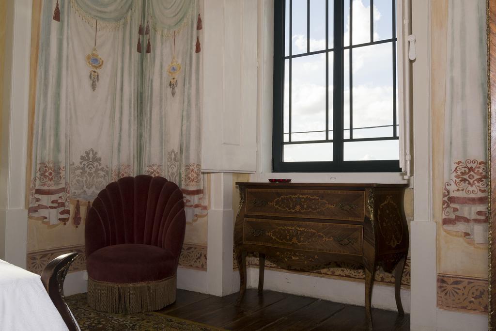 Hotel Solar Romantico Anno 1850 Al Torres Novas Zimmer foto